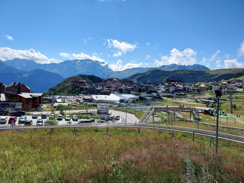 photo 16 Owner direct vacation rental Alpe d'Huez appartement Rhone-Alps Isre View of the property from outside