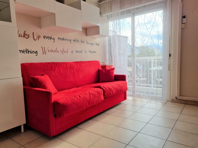 photo 4 Owner direct vacation rental Nice studio Provence-Alpes-Cte d'Azur Alpes-Maritimes Living room