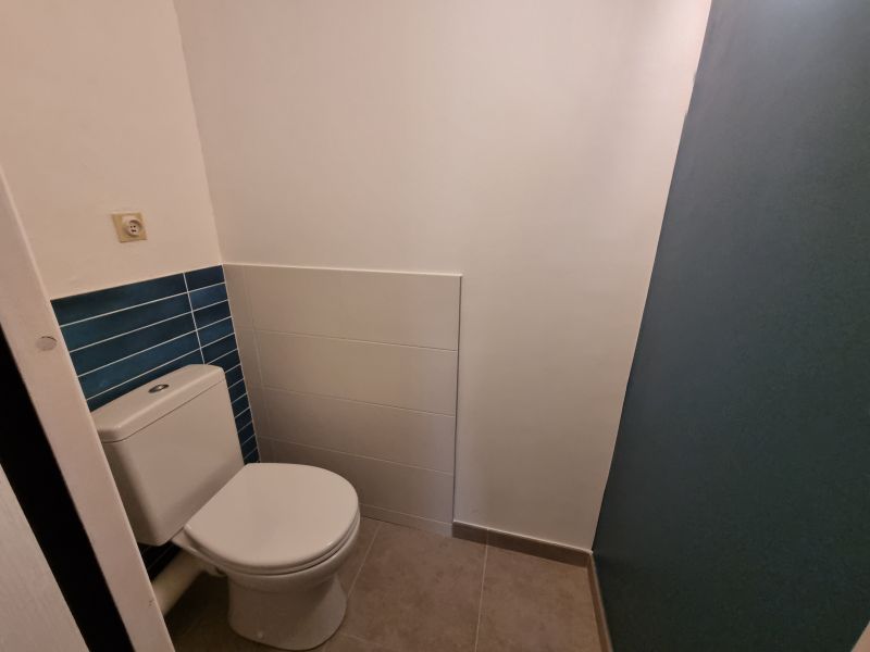 photo 7 Owner direct vacation rental Pralognan la Vanoise appartement Rhone-Alps Savoie Bathroom w/toilet only