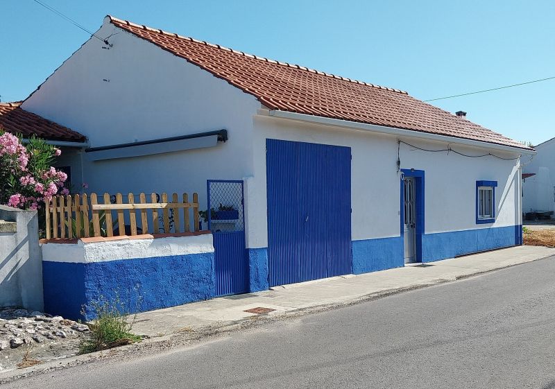 photo 0 Owner direct vacation rental Tomar maison Estremadura  and Ribatejo Ribatejo View of the property from outside