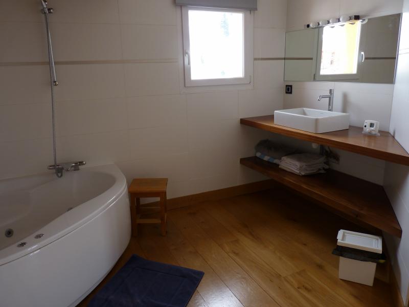 photo 15 Owner direct vacation rental Chamrousse appartement Rhone-Alps Isre bathroom 1