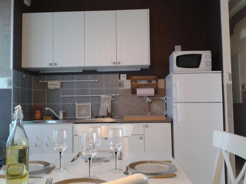 photo 4 Owner direct vacation rental Honfleur studio Basse-Normandie Calvados Kitchenette