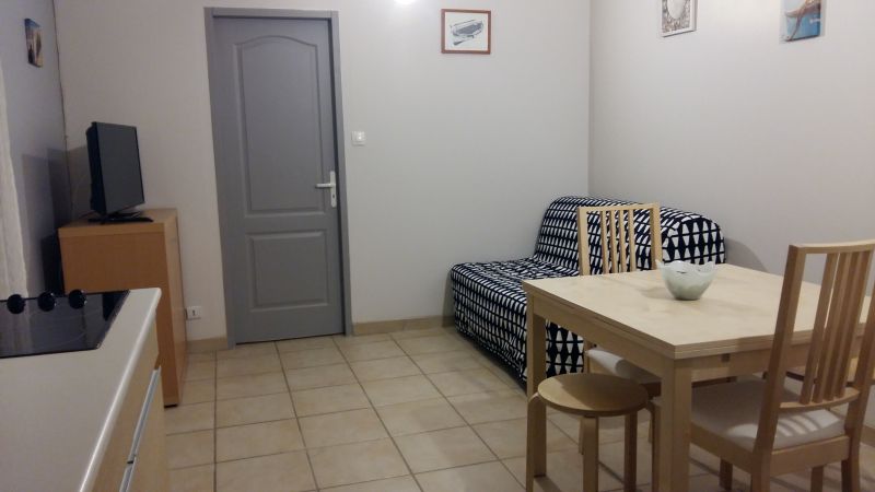 photo 10 Owner direct vacation rental Hyres appartement Provence-Alpes-Cte d'Azur Var Living room