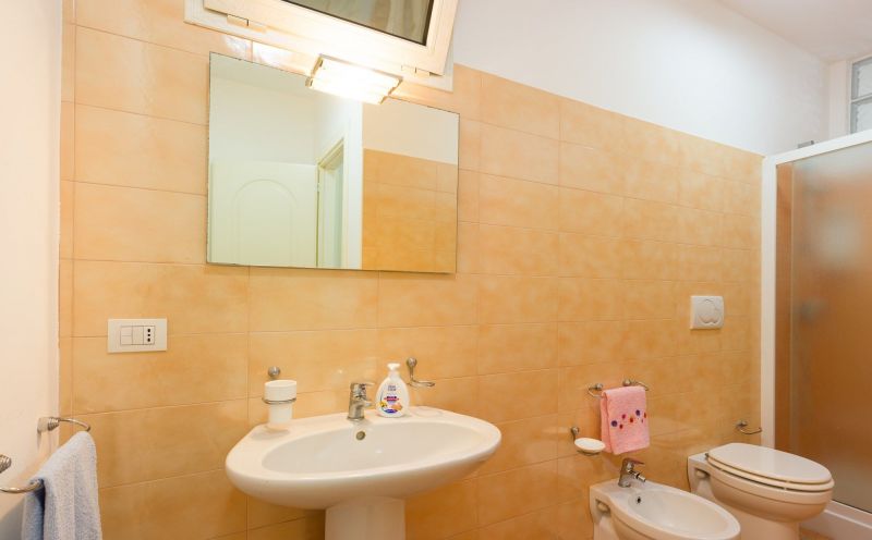 photo 16 Owner direct vacation rental Pescoluse maison Puglia Lecce Province bathroom 2