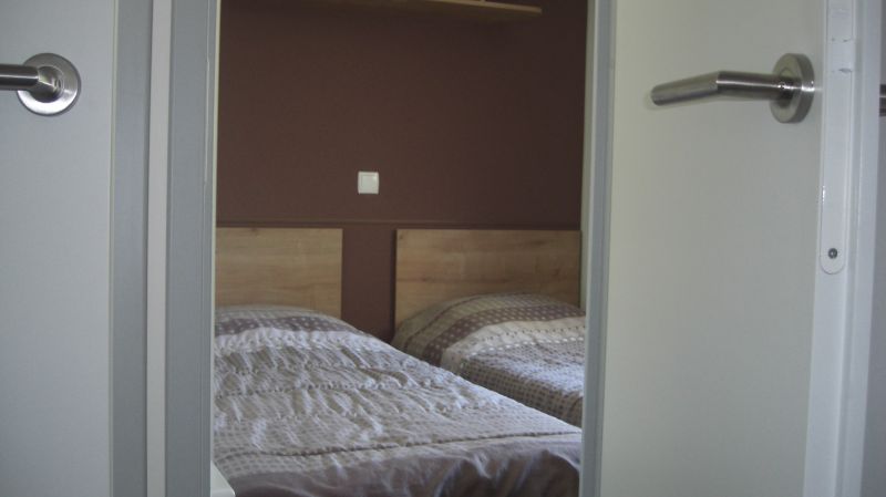 photo 11 Owner direct vacation rental Frjus mobilhome Provence-Alpes-Cte d'Azur Var bedroom 2