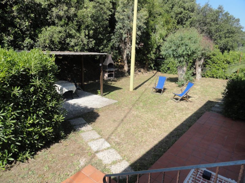 photo 6 Owner direct vacation rental Rio nell'Elba appartement Tuscany Elba Island Garden