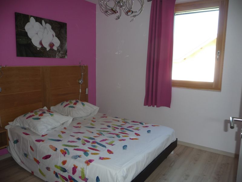 photo 6 Owner direct vacation rental Evian les Bains appartement Rhone-Alps Haute-Savoie bedroom 1