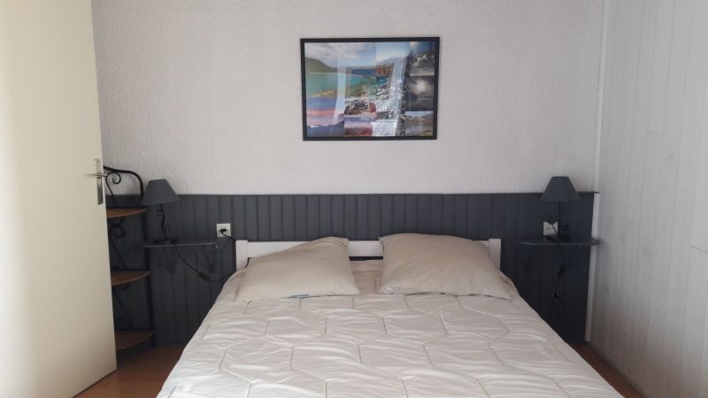 photo 3 Owner direct vacation rental Pra Loup appartement Provence-Alpes-Cte d'Azur Alpes de Haute-Provence bedroom 1
