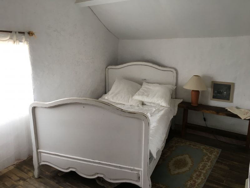 photo 7 Owner direct vacation rental Cahors gite Midi-Pyrnes Lot bedroom 3