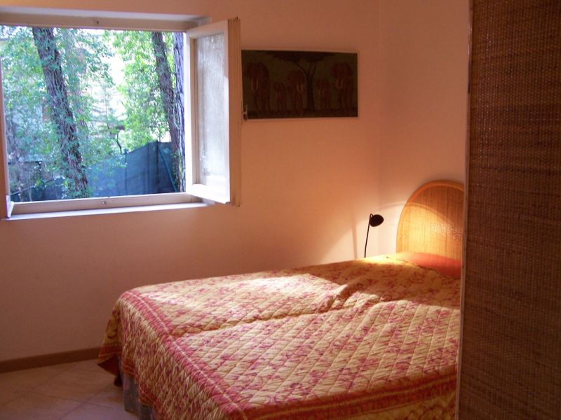 photo 9 Owner direct vacation rental Castagneto Carducci maison Tuscany Livorno Province bedroom 2