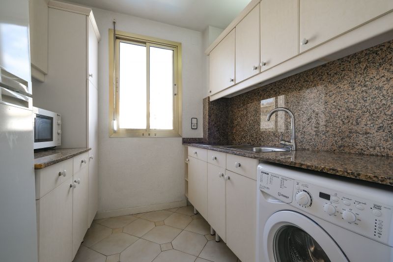 photo 8 Owner direct vacation rental Salou appartement   Separate kitchen