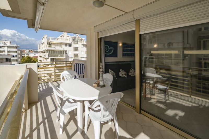 photo 14 Owner direct vacation rental Salou appartement   Terrace 1