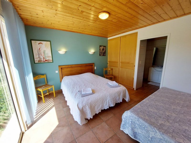 photo 6 Owner direct vacation rental Sarlat villa Aquitaine Dordogne bedroom 3