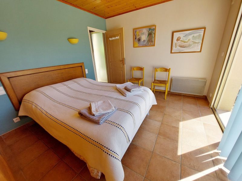 photo 8 Owner direct vacation rental Sarlat villa Aquitaine Dordogne bedroom 4