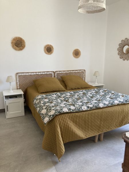 photo 12 Owner direct vacation rental Uzs maison Languedoc-Roussillon Gard bedroom 2