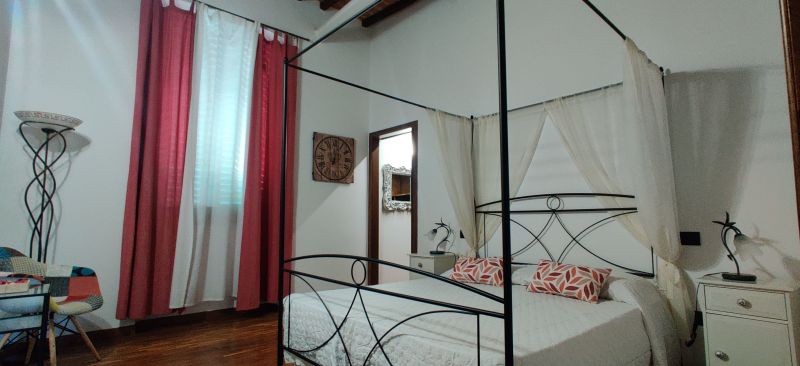 photo 1 Owner direct vacation rental San Gimignano appartement Tuscany Siena bedroom