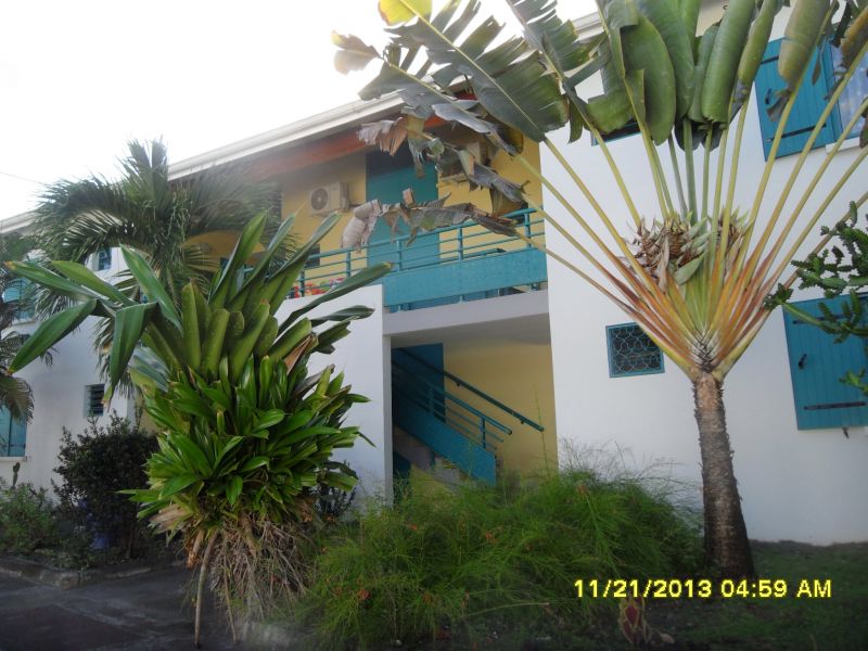 photo 11 Owner direct vacation rental Sainte Anne (Guadeloupe) appartement Grande Terre  View of the property from outside