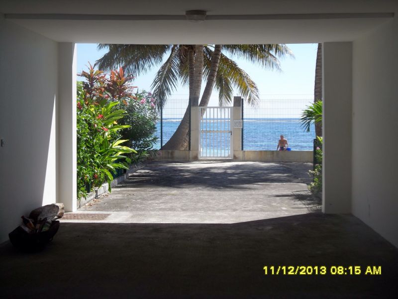 photo 10 Owner direct vacation rental Sainte Anne (Guadeloupe) appartement Grande Terre  View of the property from outside