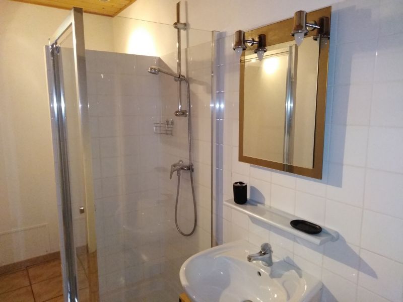 photo 13 Owner direct vacation rental Ahetze appartement Aquitaine Pyrnes-Atlantiques Half bath