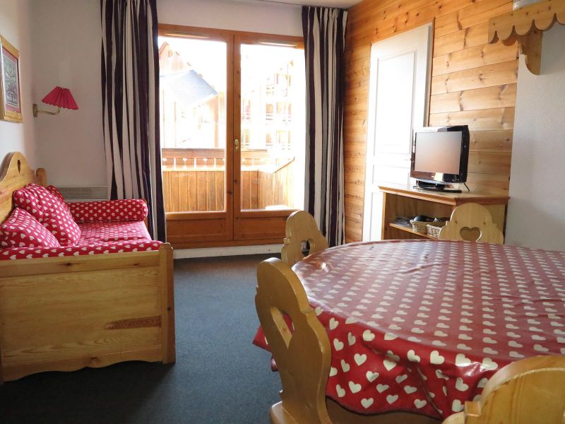 photo 1 Owner direct vacation rental Risoul 1850 appartement Provence-Alpes-Cte d'Azur Hautes-Alpes Living room