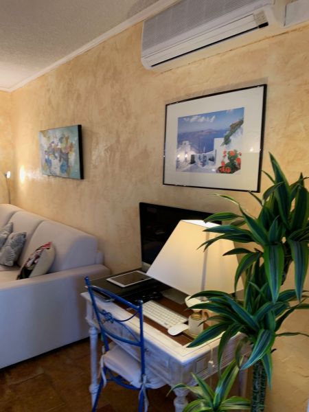 photo 6 Owner direct vacation rental Les Issambres appartement Provence-Alpes-Cte d'Azur Var Lounge