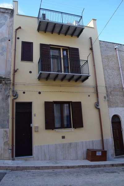 photo 3 Owner direct vacation rental Castellammare del Golfo appartement Sicily Trapani Province View of the property from outside