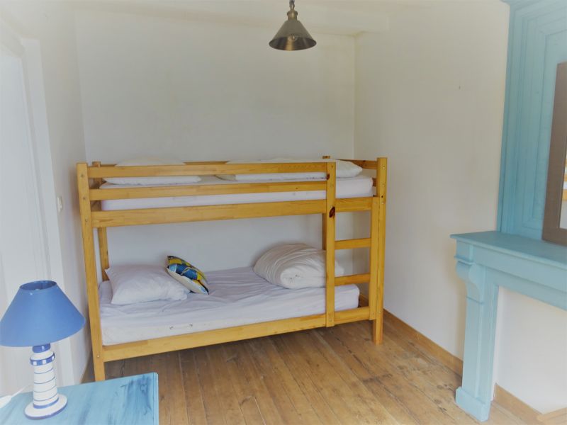 photo 11 Owner direct vacation rental Barfleur maison Basse-Normandie Manche bedroom 2