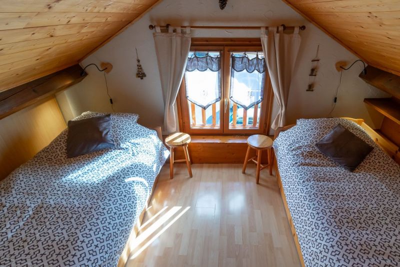 photo 22 Owner direct vacation rental Brides Les Bains maison Rhone-Alps Savoie bedroom 2