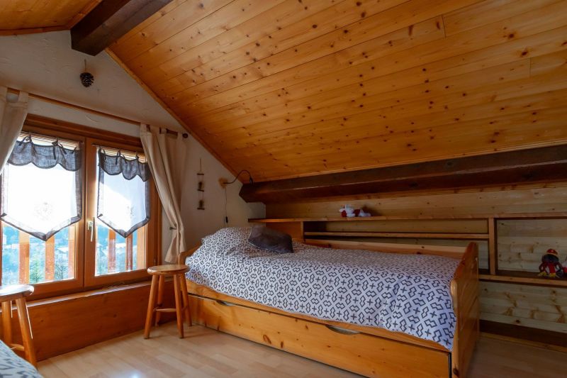 photo 21 Owner direct vacation rental Brides Les Bains maison Rhone-Alps Savoie bedroom 2