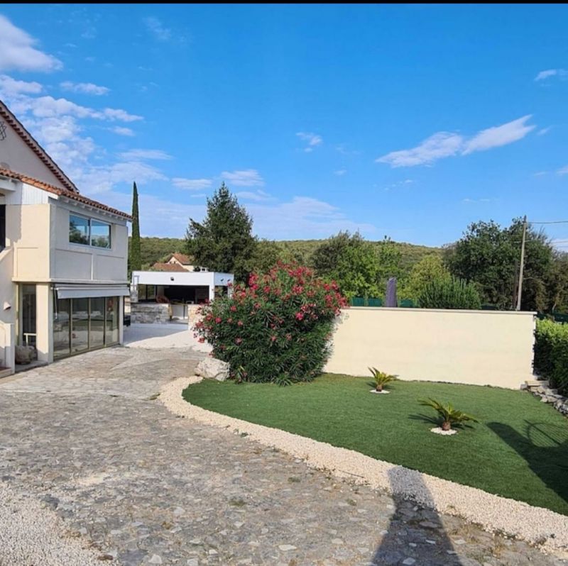 photo 6 Owner direct vacation rental Saint-Martin-de-Valgalgues maison Languedoc-Roussillon Gard Hall