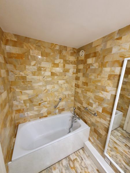 photo 13 Owner direct vacation rental Toulon appartement Provence-Alpes-Cte d'Azur Var bathroom