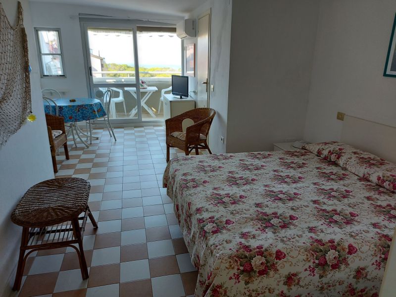 photo 1 Owner direct vacation rental Principina a Mare studio