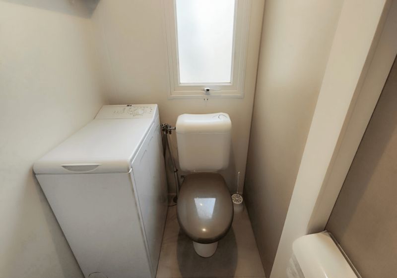 photo 12 Owner direct vacation rental Beziers mobilhome Languedoc-Roussillon Hrault Bathroom w/toilet only