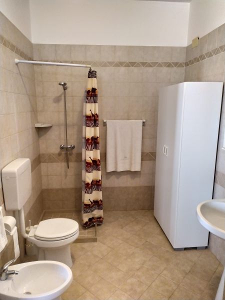 photo 6 Owner direct vacation rental Torre Suda maison Puglia Lecce Province bathroom