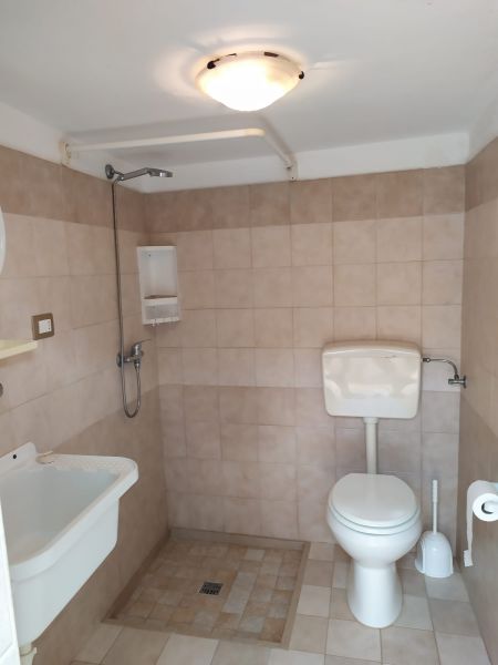 photo 19 Owner direct vacation rental Torre Suda maison Puglia Lecce Province bathroom