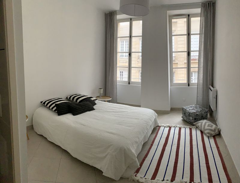 photo 5 Owner direct vacation rental Bordeaux appartement Aquitaine Gironde bedroom 1