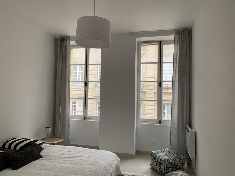 photo 7 Owner direct vacation rental Bordeaux appartement Aquitaine Gironde bedroom 1