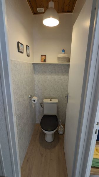 photo 13 Owner direct vacation rental Saint Jean de Monts villa Pays de la Loire Vende Bathroom w/toilet only