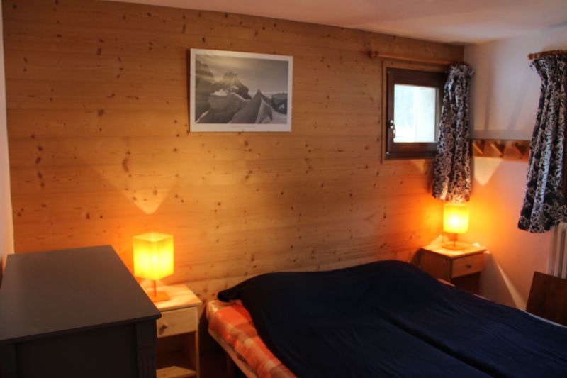 photo 6 Owner direct vacation rental Les Gets chalet Rhone-Alps Haute-Savoie bedroom 6