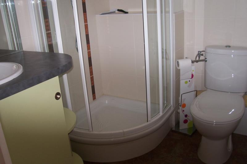 photo 9 Owner direct vacation rental Les  Sables d'Olonne appartement Pays de la Loire Vende bathroom