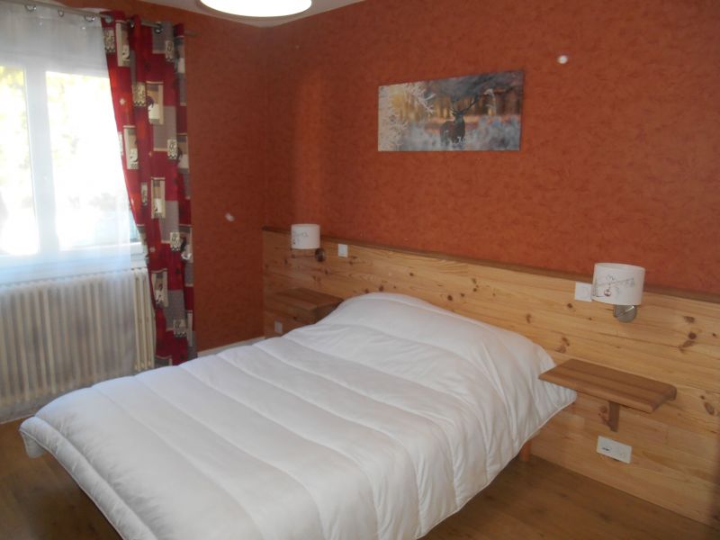 photo 11 Owner direct vacation rental Le Mont Dore appartement Auvergne Puy-de-Dme bedroom 1