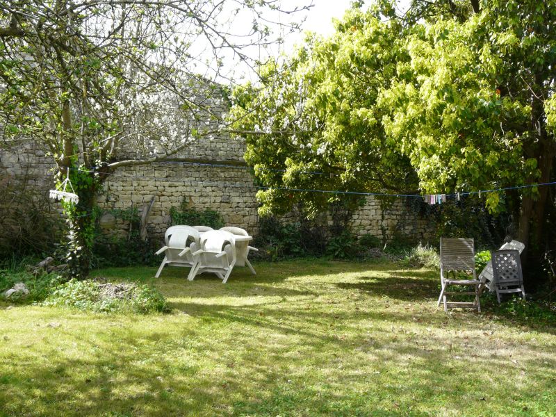 photo 19 Owner direct vacation rental Sainte Marie de R maison Poitou-Charentes Charente-Maritime Garden