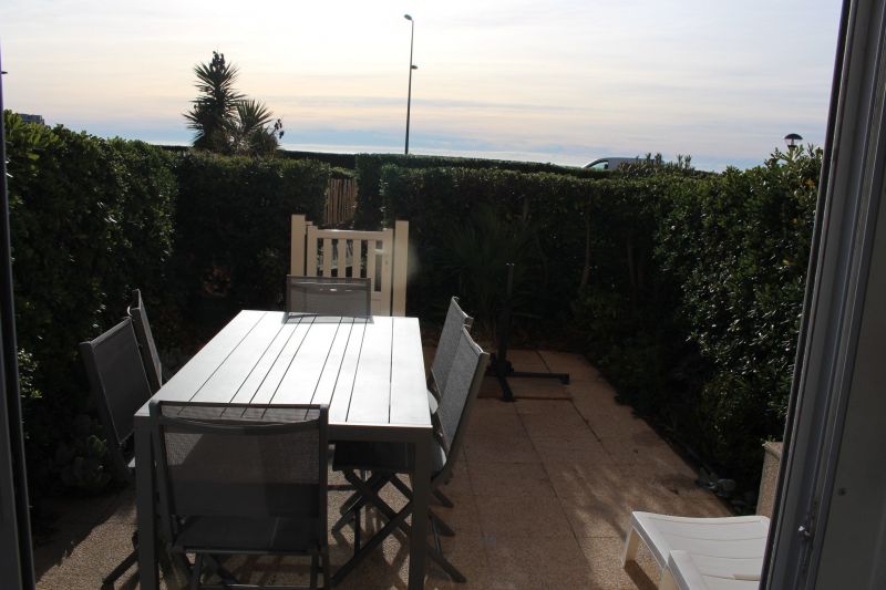 photo 1 Owner direct vacation rental Sete appartement Languedoc-Roussillon Hrault View of the property from outside