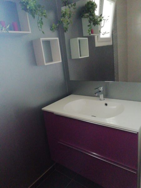 photo 14 Owner direct vacation rental Hendaye maison Aquitaine Pyrnes-Atlantiques Bathroom w/toilet only 1