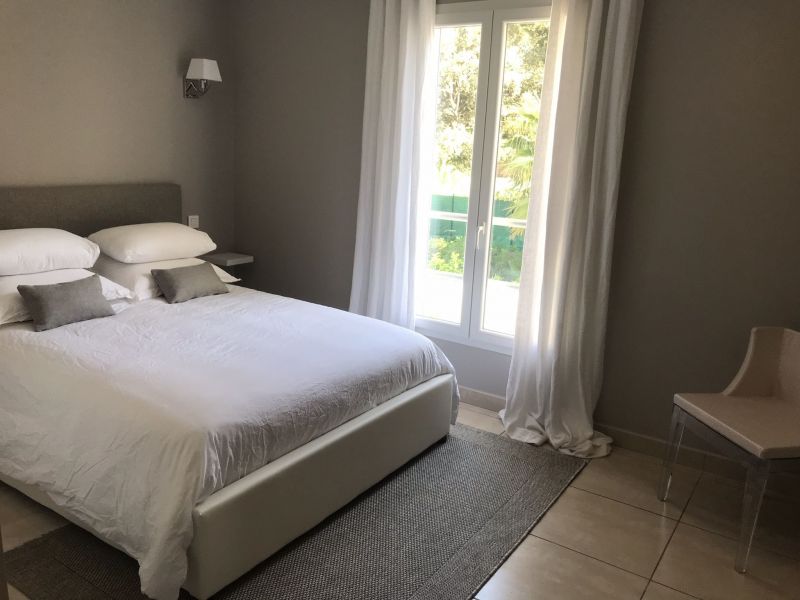 photo 8 Owner direct vacation rental Sanary-sur-Mer villa Provence-Alpes-Cte d'Azur Var bedroom 3