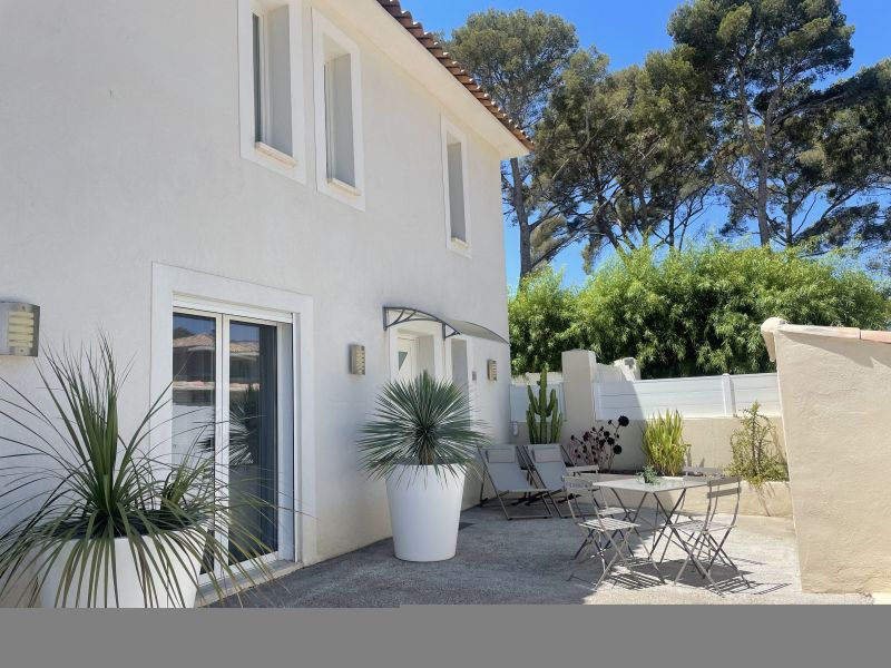 photo 0 Owner direct vacation rental Sanary-sur-Mer villa Provence-Alpes-Cte d'Azur Var