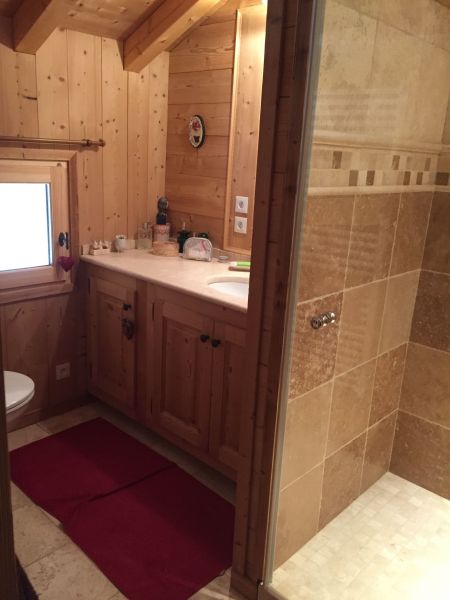 photo 7 Owner direct vacation rental Praz de Lys Sommand appartement Rhone-Alps Haute-Savoie bathroom 1