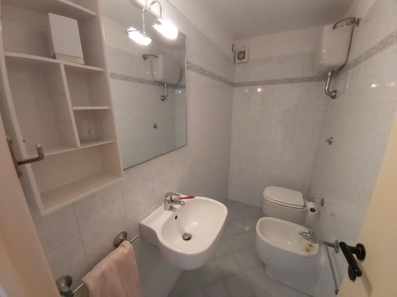 photo 7 Owner direct vacation rental San Vincenzo appartement   bathroom 1