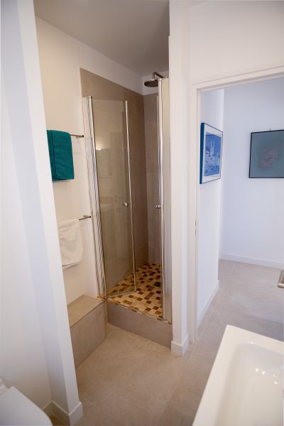 photo 14 Owner direct vacation rental Marseille appartement Provence-Alpes-Cte d'Azur Bouches du Rhne bathroom 2