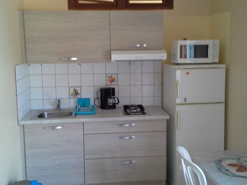 photo 8 Owner direct vacation rental Sainte Anne (Martinique) appartement   Kitchenette